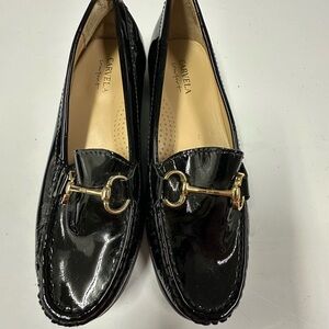 NWOT Click2 Black Patent leather loafer by Carvela Comfort